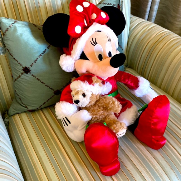 CHRISTMAS🎄DISNEY PARKS AUTHENTIC SANTA MINNIE MOUSE WITH DUFFY DISNEY BEAR NWT - Picture 4 of 17